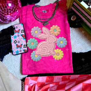 FAUX YARN BUNNY WITH DAISIES - DTF TRANSFER