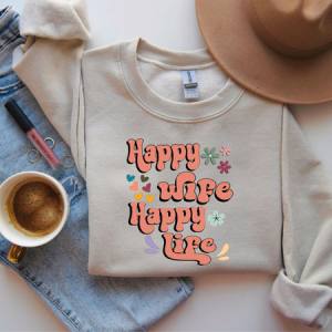 HAPPY WIFE HAPPY LIFE - DTF TRANSFER